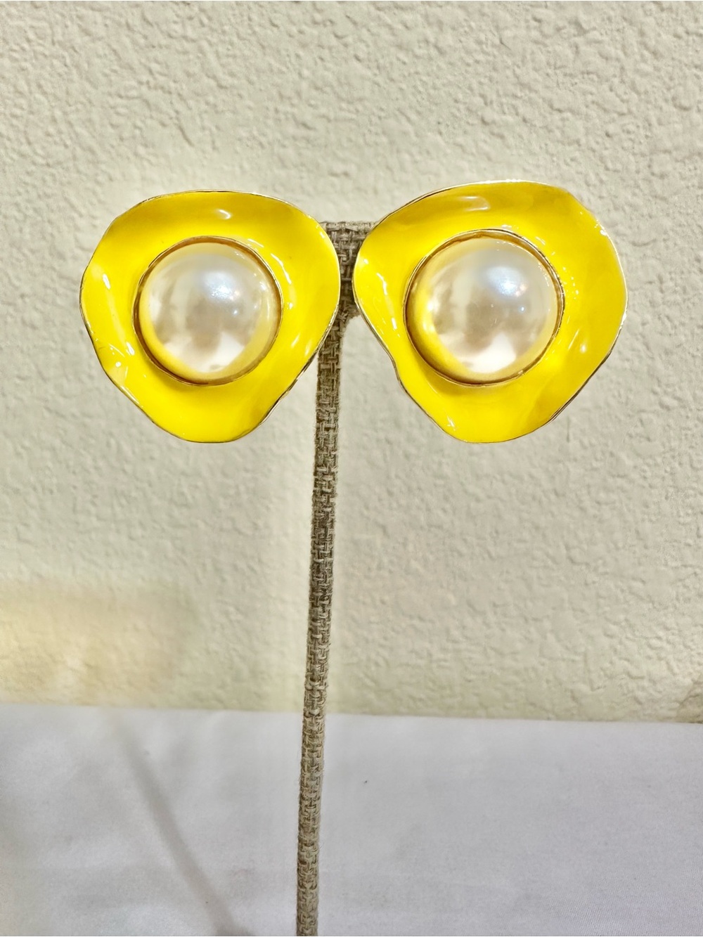 Classic Vintage Gold Plated Yellow Enamel Pearl Center Earrings